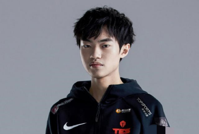 Team Vitality 和 ZywOo 获得 2025 年电子竞技奖